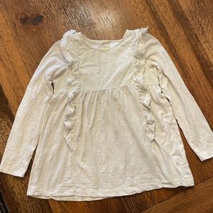 Great top and looks amazing with jeans.